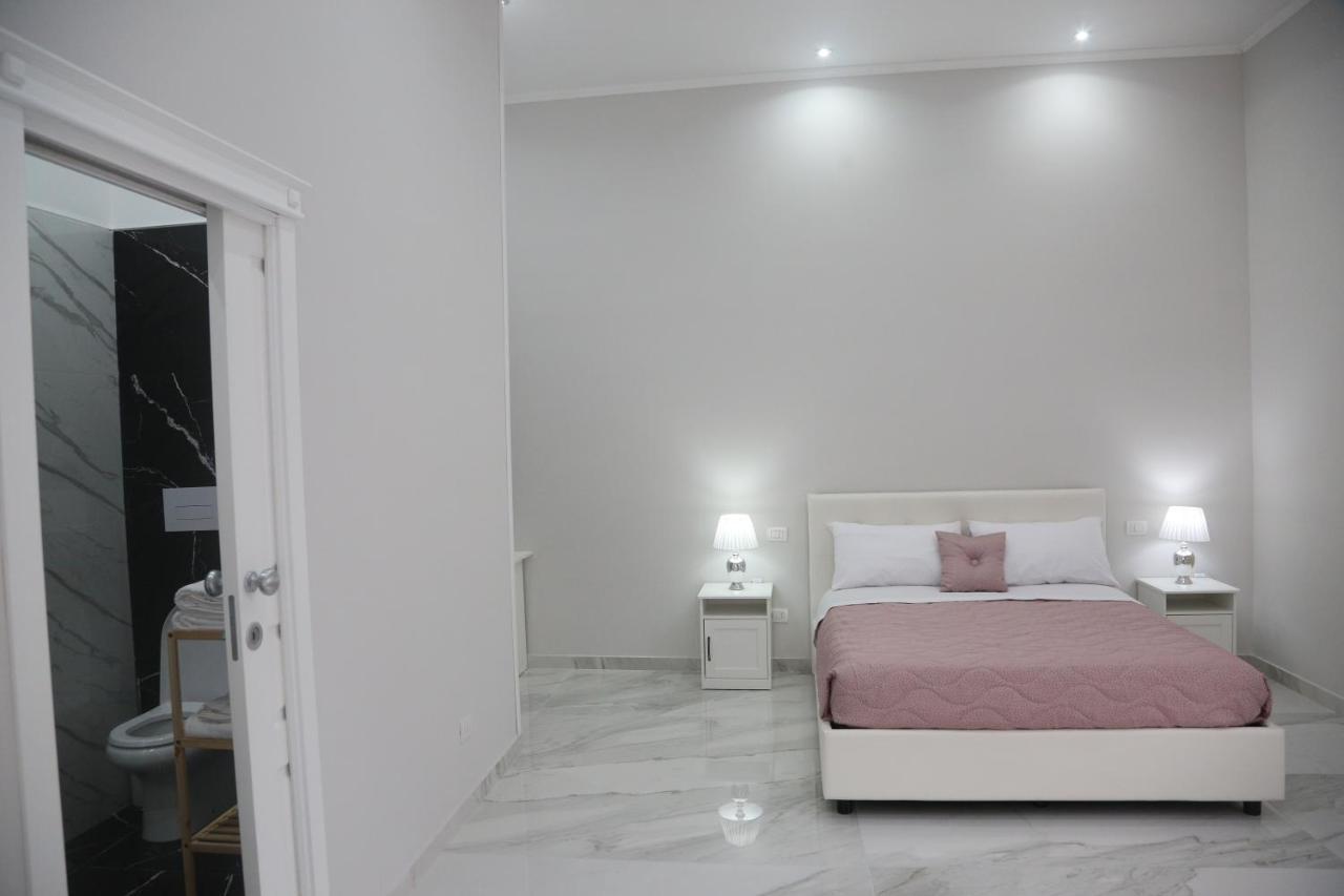 Opera Home Napoli Bagian luar foto