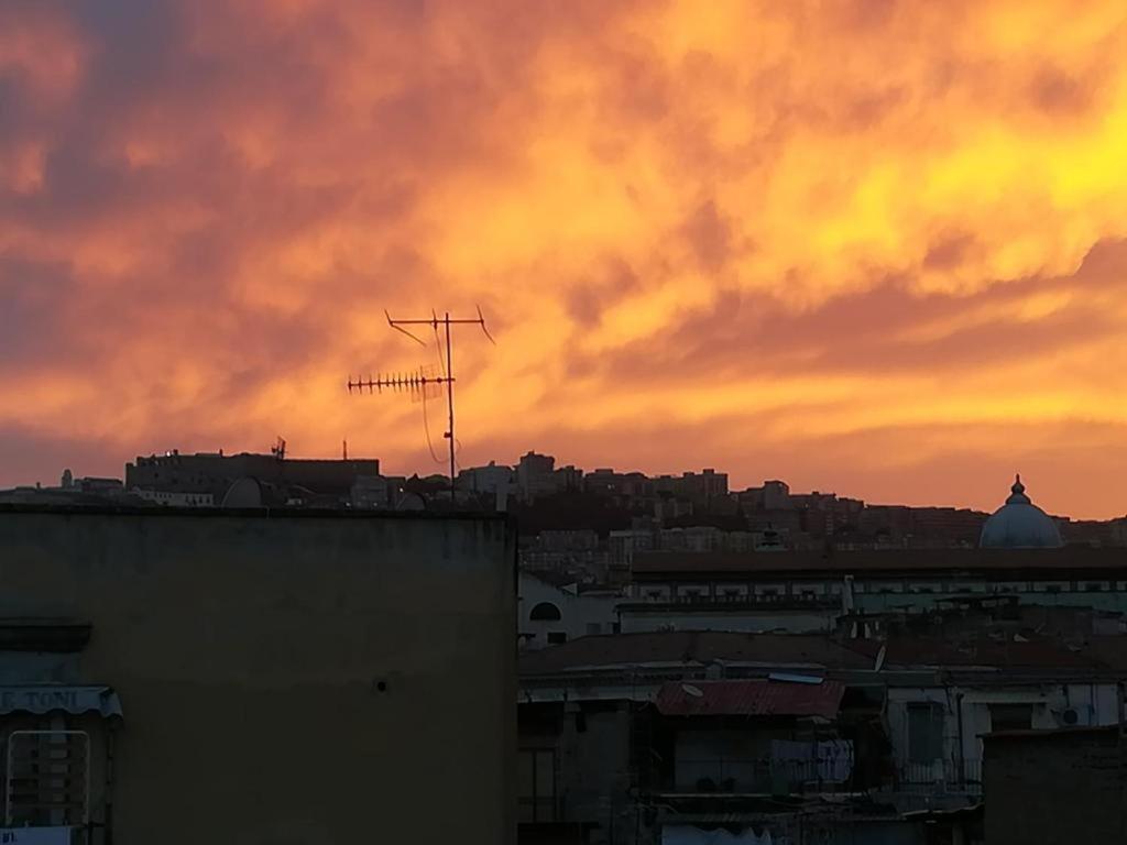 Opera Home Napoli Bagian luar foto