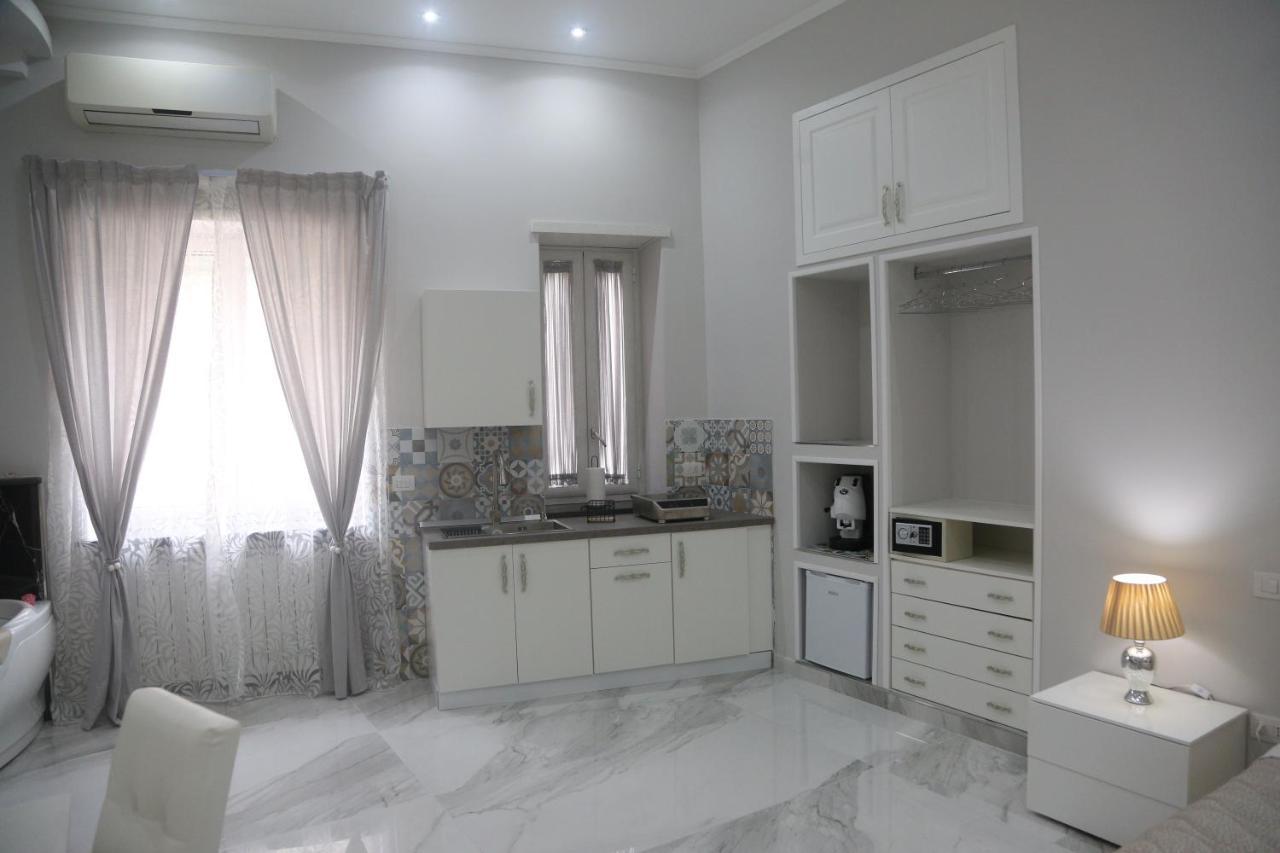 Opera Home Napoli Bagian luar foto