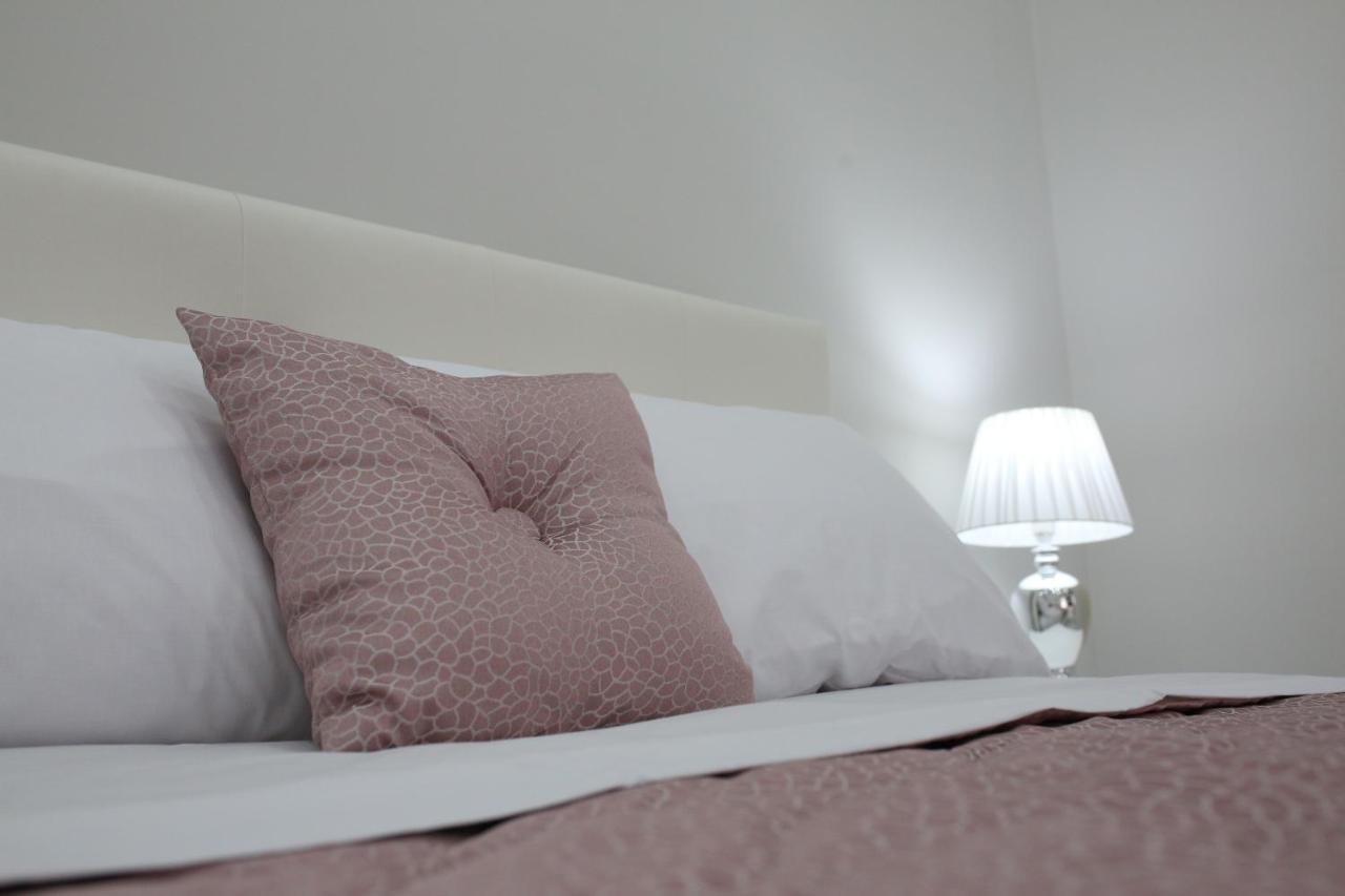 Opera Home Napoli Bagian luar foto