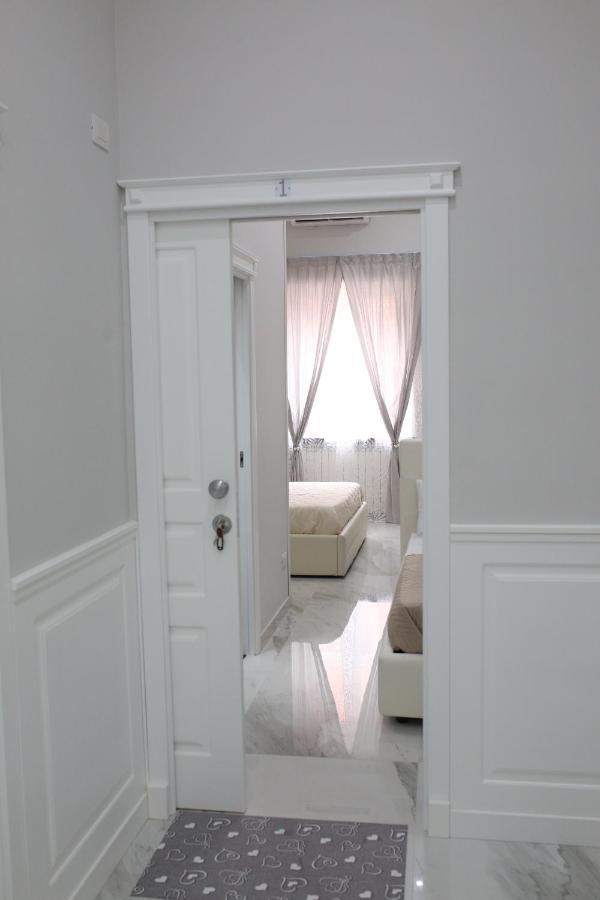 Opera Home Napoli Bagian luar foto